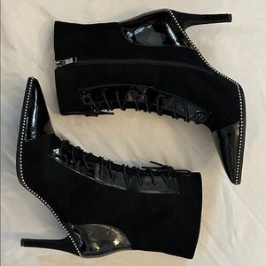 Women's Black Lace-Up Pointed Stiletto Ankle Booties woman’s size 11